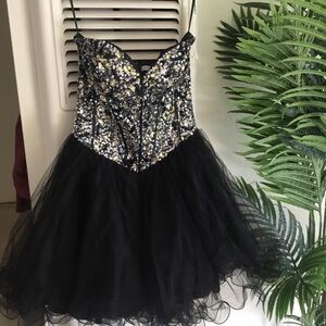 Glamorous Black Sequin Party Dress with Mixed Metallic Embellishments